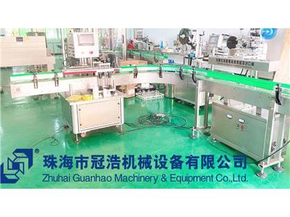 旋蓋機(jī)，鋁箔封口機(jī)，貼標(biāo)機(jī)，噴碼機(jī)，整套生產(chǎn)線(xiàn)已完成生產(chǎn)送貨至客戶(hù)公司
